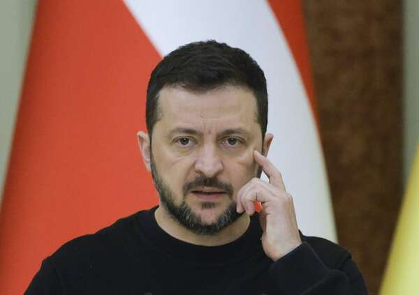 Zelenski sugiere que podría poner fin a la guerra en Ucrania a cambio de unirse a la OTAN - Mundo - ABC Color