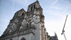 Las sorprendentes imágenes del resplandor de la catedral de Notre Dame ante su próxima reapertura