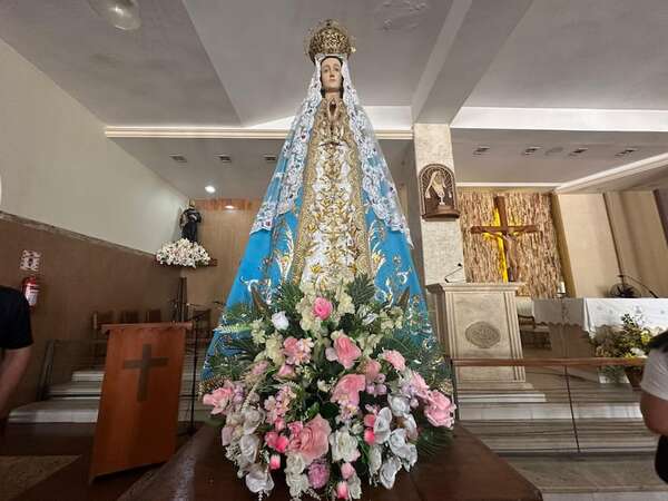 La Virgen Itatí llegó a la Basílica de Caacupé - Nacionales - ABC Color