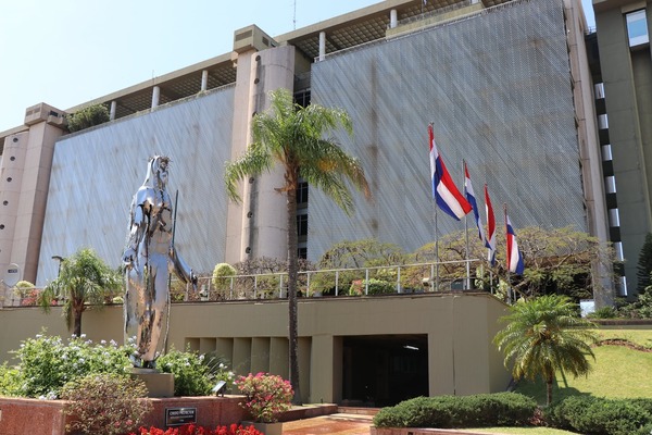 Inversión directa aumentó en un 4% en 2023, según reporte del BCP - ADN Digital