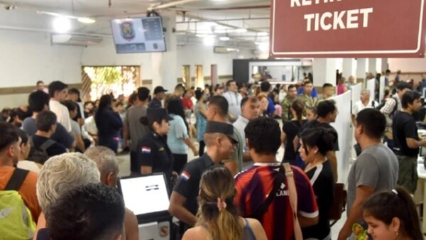 Persisten problemas para la expedición de cédulas