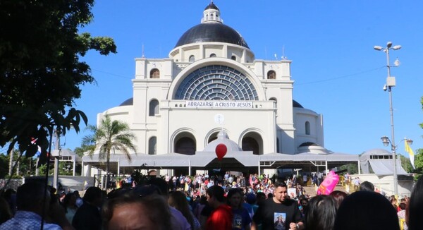 Sacerdote pidió a las autoridades ayudar a los jóvenes a cumplir sus sueños
