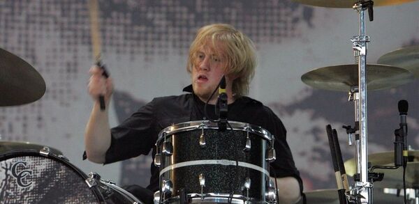 ¡Encuentran muerto a exbaterista de famoso grupo de rock!