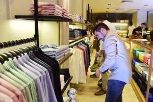 Ueno premia con reintegros acumulativos durante Black Shopping Week - Empresariales - ABC Color