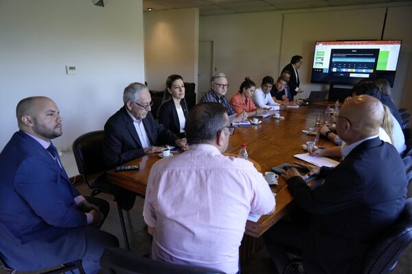 Analizan oportunidades para incrementar exportación de productos frutihortícolas a Argentina - .::Agencia IP::.