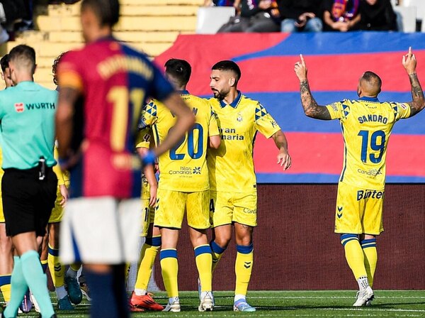 Versus / Barcelona vuelve a tropezar en LaLiga y suma su tercer partido al hilo sin ganar
