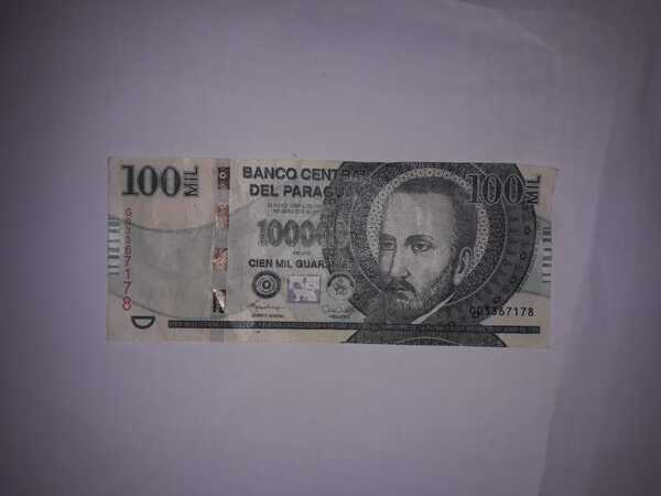 Alertan sobre circulación de billetes falsos - ADN Digital