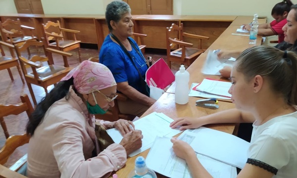 Coordinadora Nacional de Adultos Mayores denuncia graves fallos en adjudicación de pensiones - OviedoPress