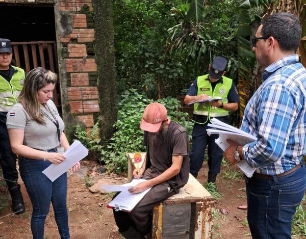Intervienen vivienda donde tenían animales en situación de abandono