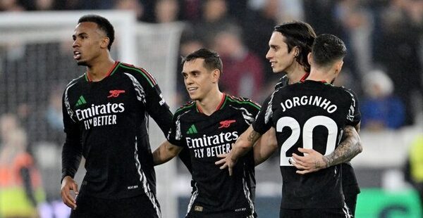 Versus / El Arsenal firma otra goleada y supera al Manchester City en la Premier League