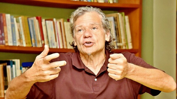 “Estamos ante un sistema constitucional que se ha ido vaciando de democracia”