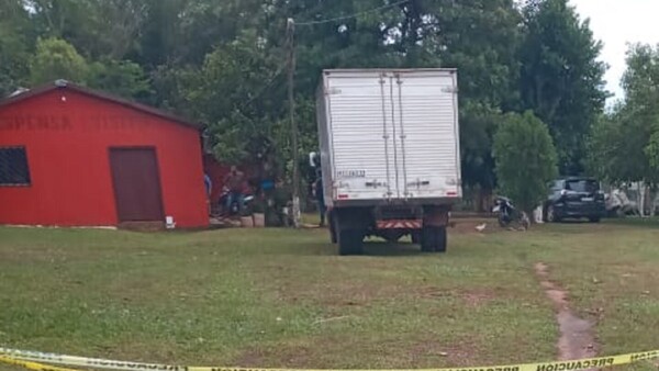 Intento de robo a camión repartidor terminó con un asaltante abatido en Itakyry