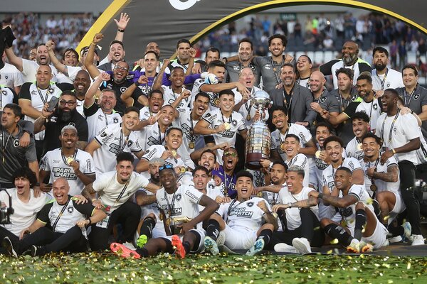 Botafogo se consagró campeón de la Copa CONMEBOL Libertadores - trece