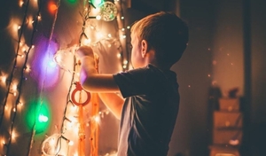 Menor fallece electrocutado tras intentar encender luces navideñas en José Domingo Ocampos - Noticiero Paraguay