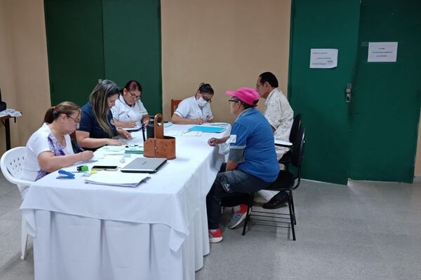 Realizan entrega de insumos para pacientes ostomizados en Luque - 1000 Noticias