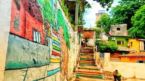 Recorriendo los pasos de Asunción Flores