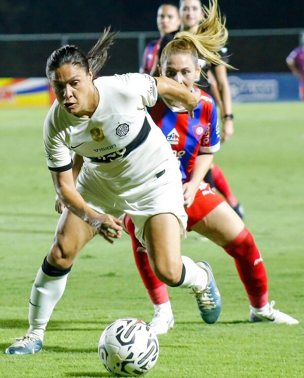 Cerro levanta la primera Copa Paraguay de fútbol femeninno