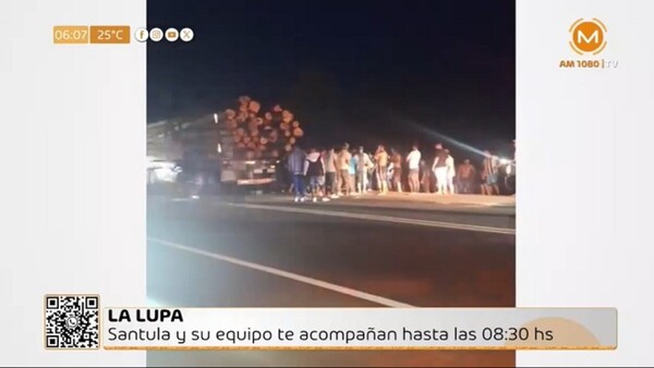 Policía retirado muere tras chocar contra un camión en Canindeyú