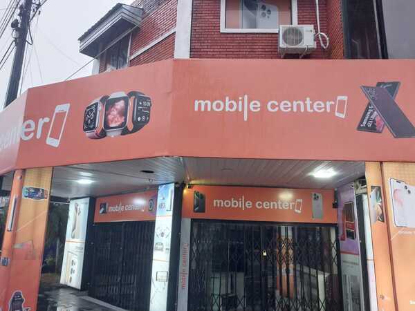 Delincuentes irrumpen en local comercial de Encarnación y huyen tras abandono de vehículo