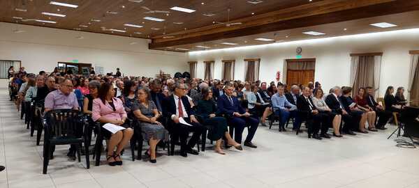Instituto de Formación Docente de Filadelfia celebró la graduación de nuevos educadores
