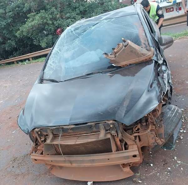 Conductor de Bolt sufre grave accidente rutero en Ciudad del Este - ABC en el Este - ABC Color