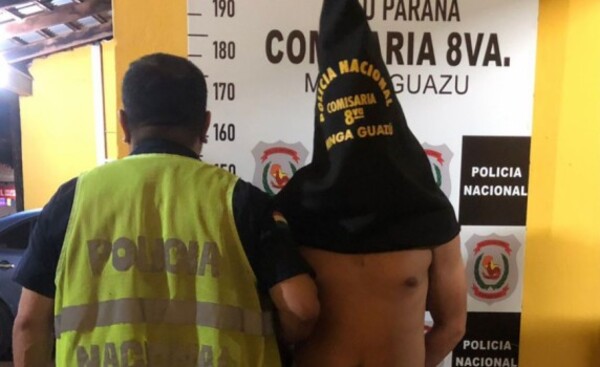 Hombre alcoholizado habría atacado con machete a clientes de bodega