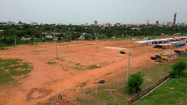 Álvaro Grau tilda de “Pinocho” a Nenecho y señala que venta de tierras de la Costanera es para pagar salarios y aguinaldos - Nacionales - ABC Color