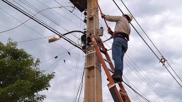 Temporal no causó daños significativos en el servicio eléctrico de la región