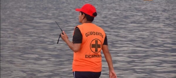 Aspirantes a guardavidas de Playa San José realizan última evaluación antes de la temporada alta