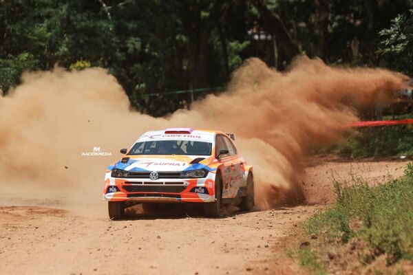 Versus / Agustín Alonso y Edgardo Galindo, campeones nacionales del Rally