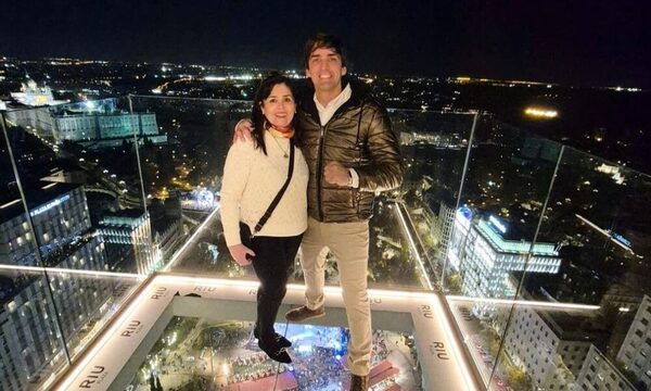 [GALERÍA] ¡Aquiles Báez cumplió una promesa que le hizo a su mami estando en la cárcel!