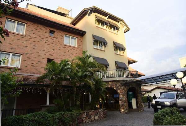 Hotel Villa Morra Suites te invita a redescubrirlo en su 22° aniversario - Empresariales - ABC Color