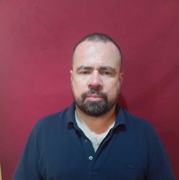 Periodista es detenido por agredir a su pareja e hija - La Clave