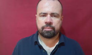 Detienen a conocido periodista tras ser denunciado por haber golpeado a su esposa - Noticiero Paraguay