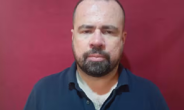 Detienen a conocido periodista tras ser denunciado por haber golpeado a su esposa - Noticiero Paraguay