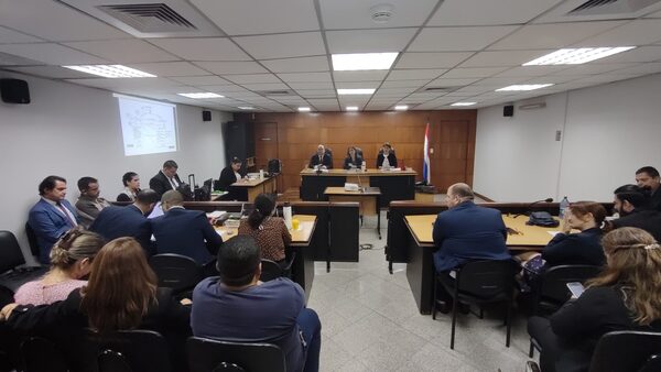 Fiscal pidió 5 años de cárcel para exdirectivos de Aso de funcionarios de la CGR - PDS RADIO Y TV