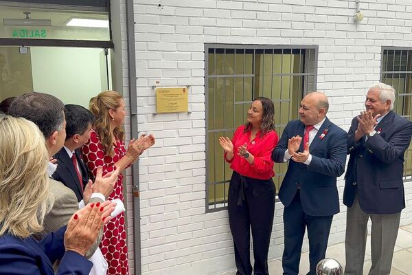 Conmemorando el Día Mundial de Lucha contra el SIDA, inauguran un laboratorio innovador - Unicanal