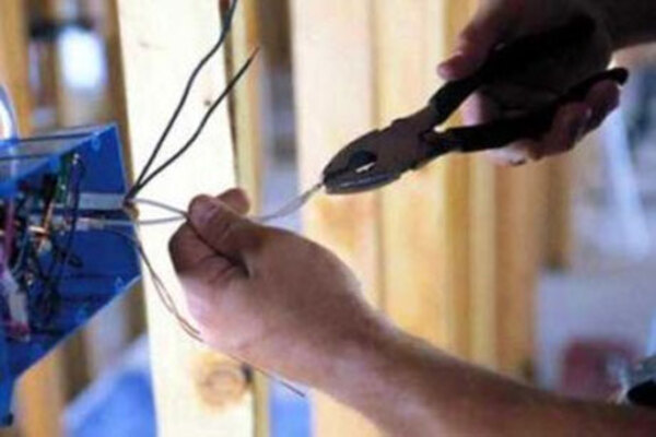 ANDE exhorta a tener cuidado en la instalación eléctrica • RADIO NACIONAL