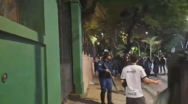 Hincha de Olimpia agredido por policía ratifica su denuncia ante la Fiscalía - Noticiero Paraguay
