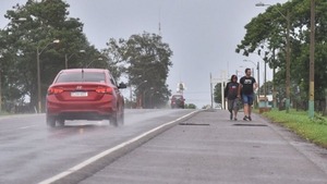 Peregrinación con calor húmedo y pasada por agua - 1000 Noticias