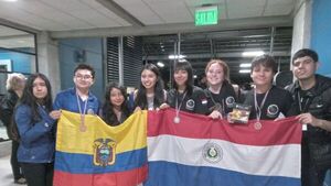 Hicieron rifa para poder participar en Olimpiadas de Astronomía y ganaron medalla de plata