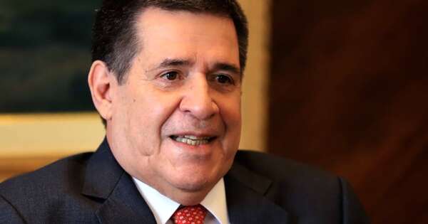 La Nación / Presidente de la ANR felicita a médicos: “Su dedicación y compromiso es invaluable”