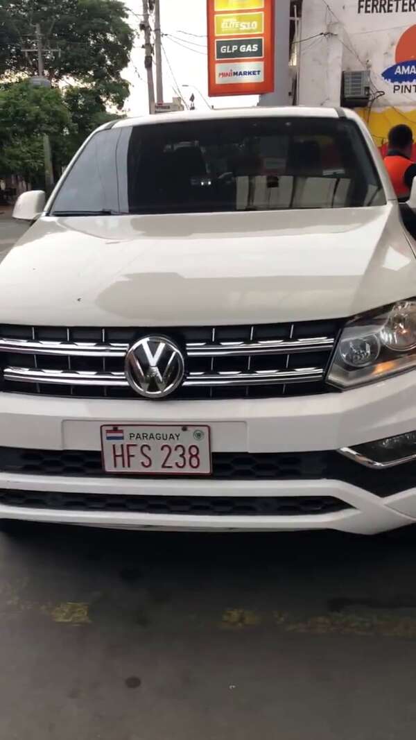 Denuncia estafa en surtidor: tanque de su camioneta es de 80 litros, pero le cobraron por 86 - Nacionales - ABC Color