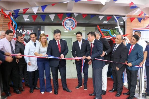 Inauguran mejoras en Hospital de San Lorenzo