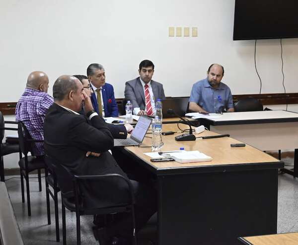 Granja vip de San Pedro: Tribunal condena a exjuez y a exdirector penitenciario - Nacionales - ABC Color