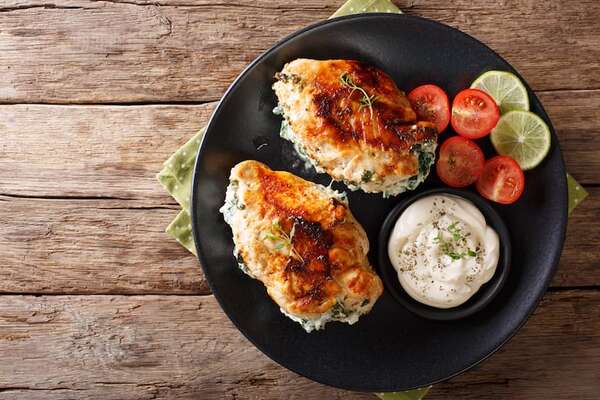 Pechugas rellenas con aceitunas y queso azul: una delicia - Gastronomía - ABC Color