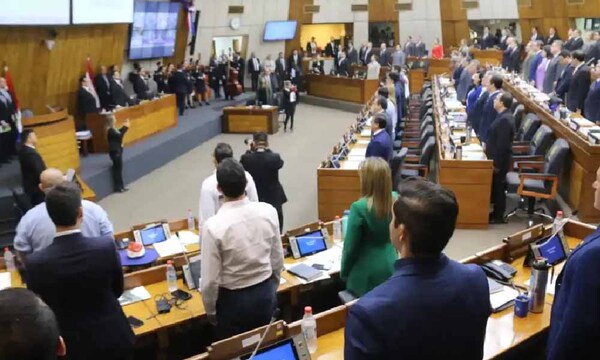 Congreso sanciona PGN 2025 con aumentazo de salario a legisladores – Prensa 5