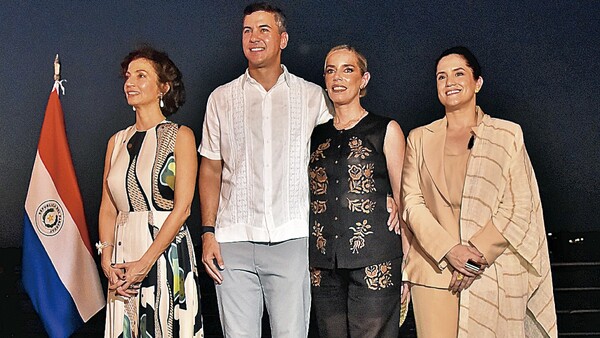Fiesta en el Puerto marca inicio de sesión de la Unesco