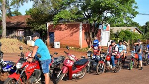 “Encendé las luces, no apagues tu vida”, instan a motocas en Itapúa