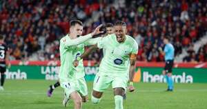 La Nación / Barcelona reacciona y golea al Mallorca
